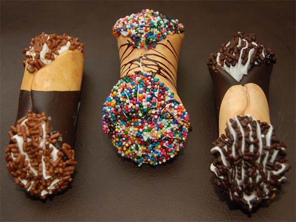 Assorted Cannoli