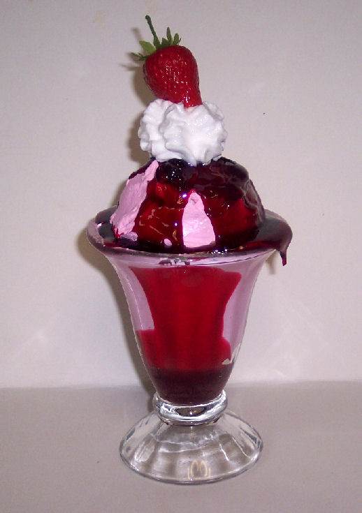 Sundae Strawberry