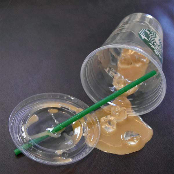 FAUX STARBUCKS ICED COFFEE SPILL FAKE 