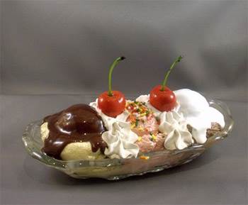 Triple Scoop Sundae