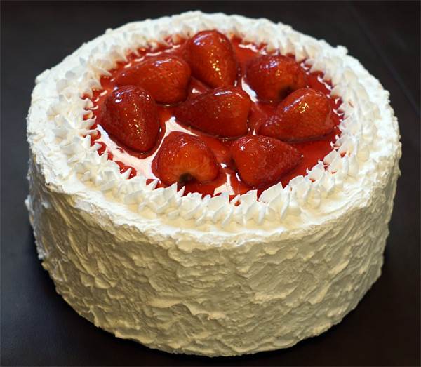 Strawberry Cake